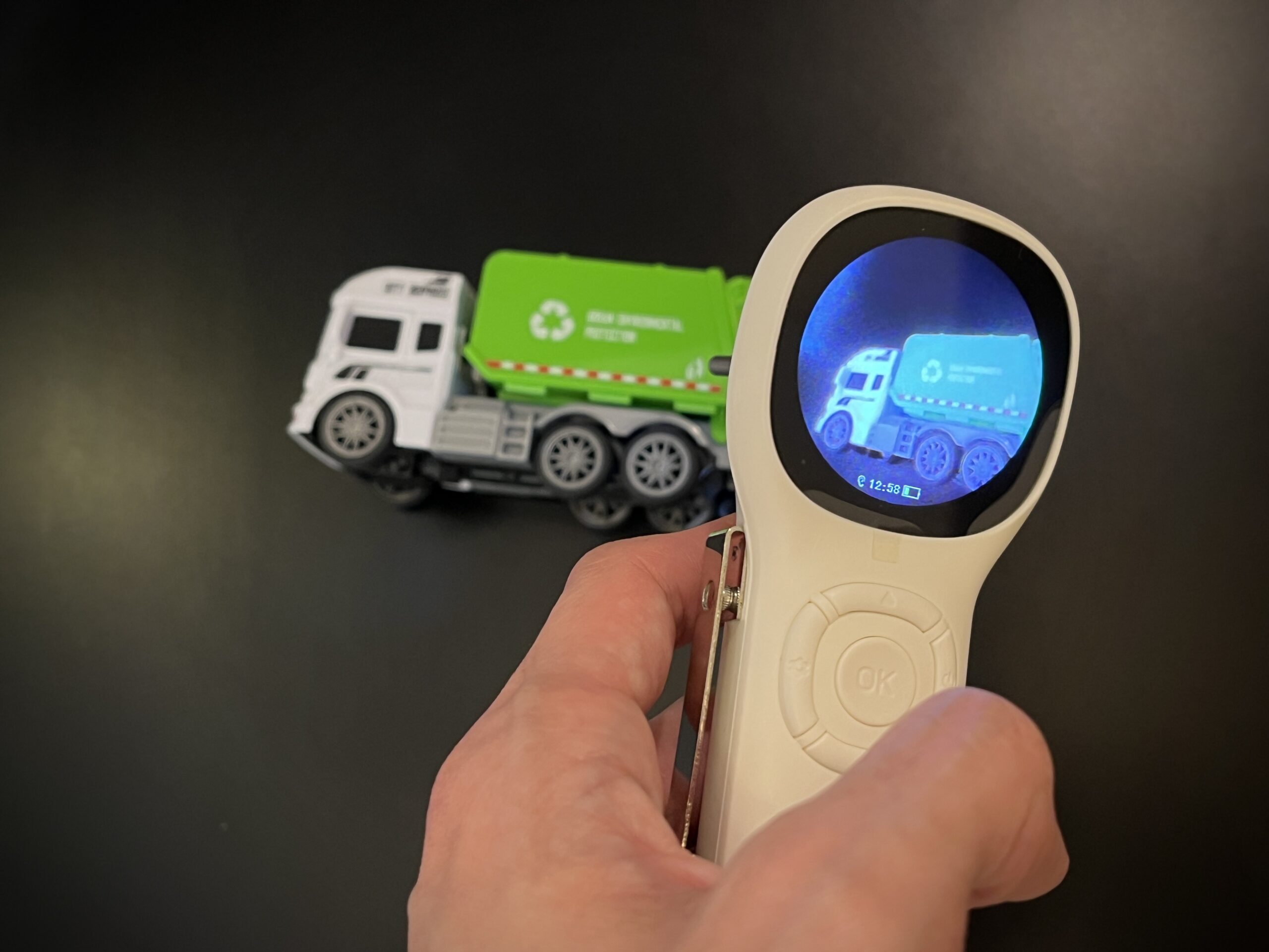 「AMTORIN 耳かきカメラ」で子どもの中耳炎を早期発見したい